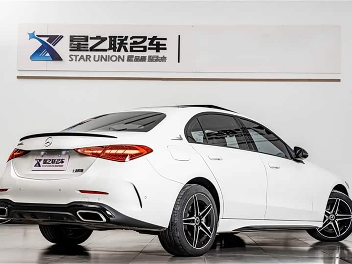 Фото 7 - Mercedes-Benz C-Class