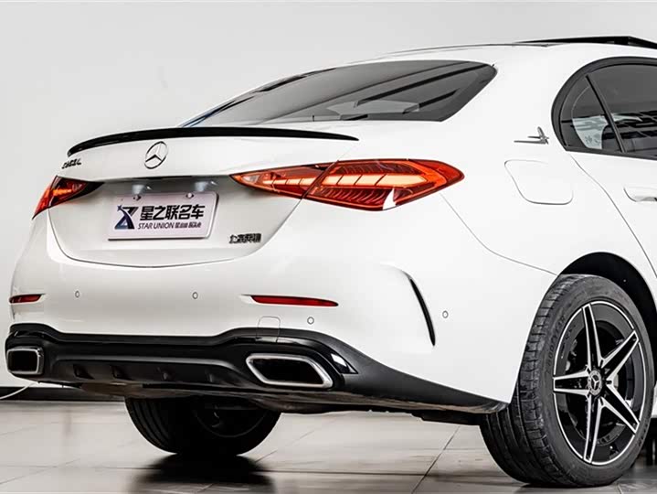 Фото 8 - Mercedes-Benz C-Class