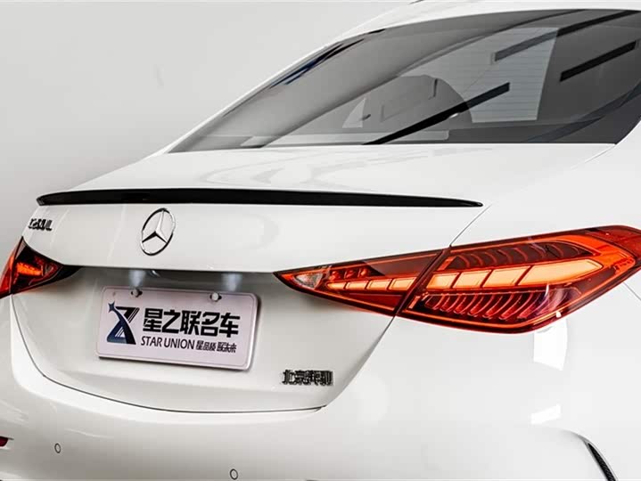 Фото 9 - Mercedes-Benz C-Class