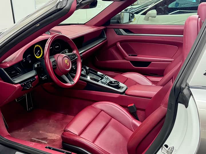 Фото 3 - Porsche 911