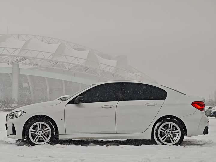 Фото 9 - BMW 1 Series