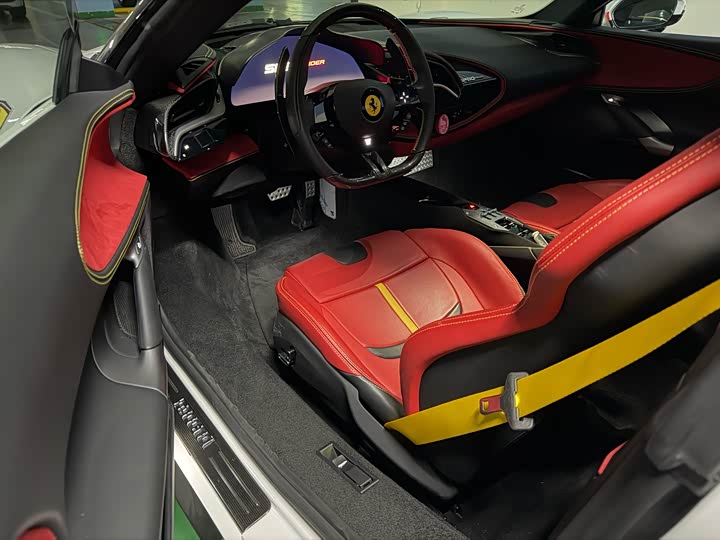 Фото 8 - Ferrari SF90