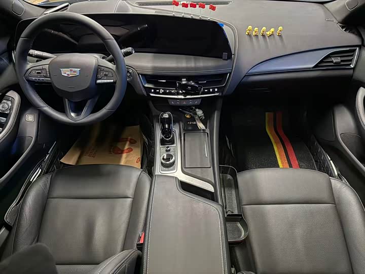 Photo 8 - Cadillac CT5