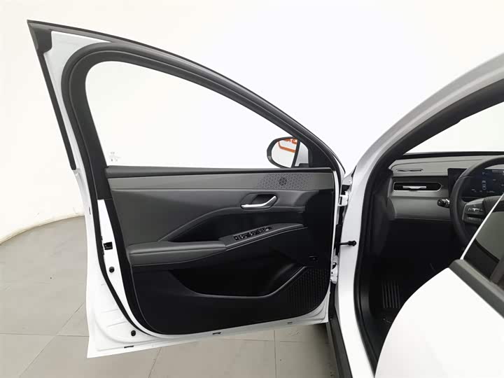 Фото 8 - BYD Qin Plus