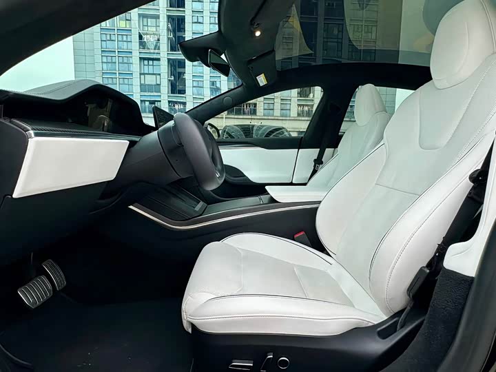 Photo 7 - Tesla Model S