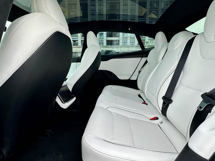 Photo 8 - Tesla Model S