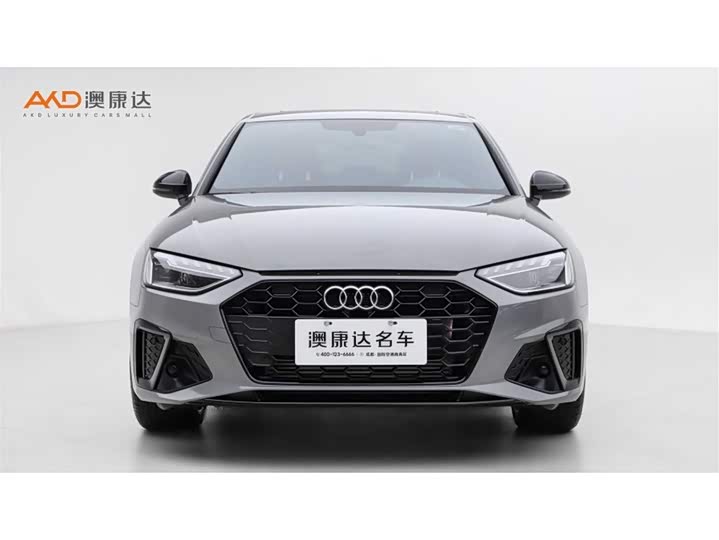 Фото 2 - Audi A4L