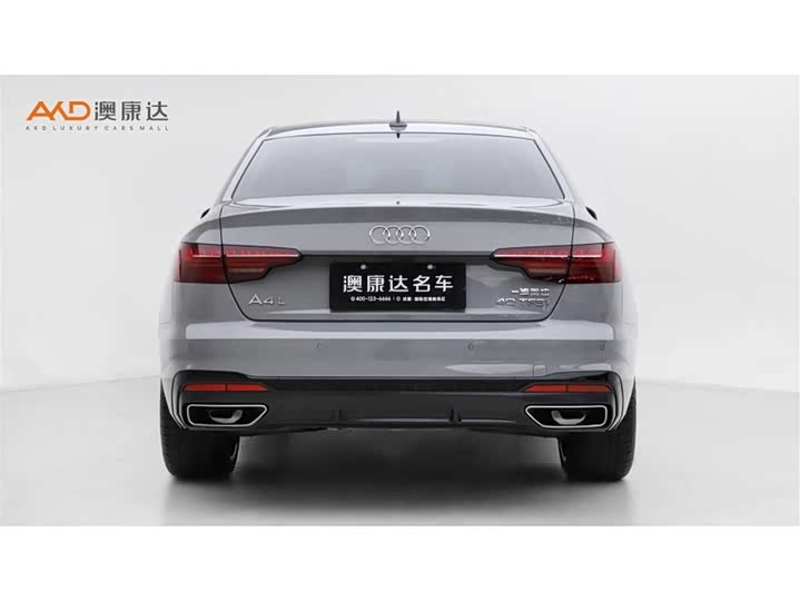 Фото 4 - Audi A4L