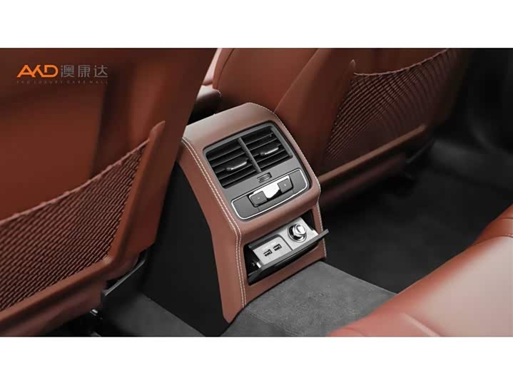 Фото 9 - Audi A4L