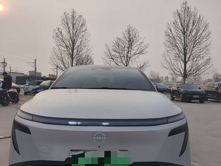 Фото 2 - Nissan N7