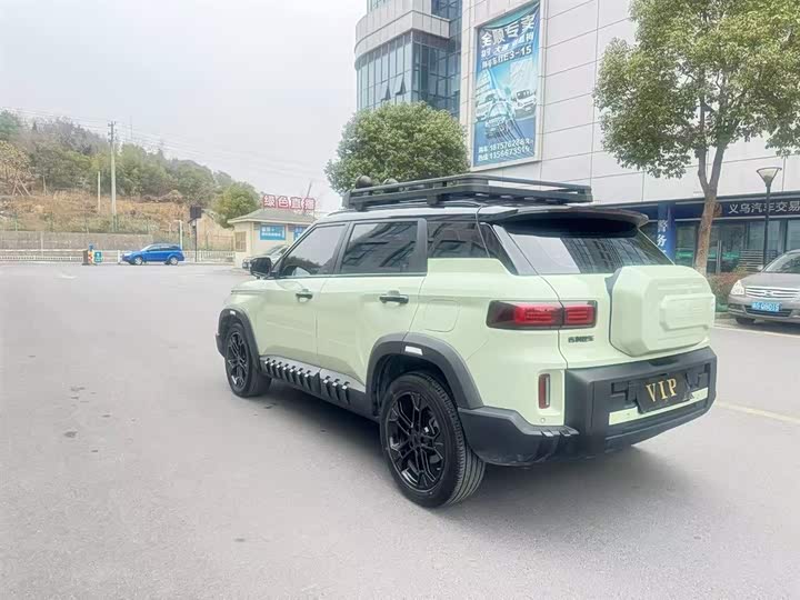 Photo 5 - Geely Cowboy