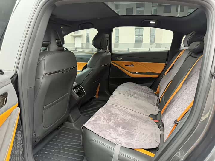 Фото 6 - Changan Deepal SL03