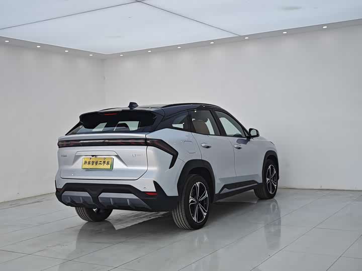 Фото 6 - Geely Galaxy L7