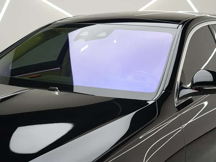 Photo 5 - Mercedes-Benz Maybach S-Class