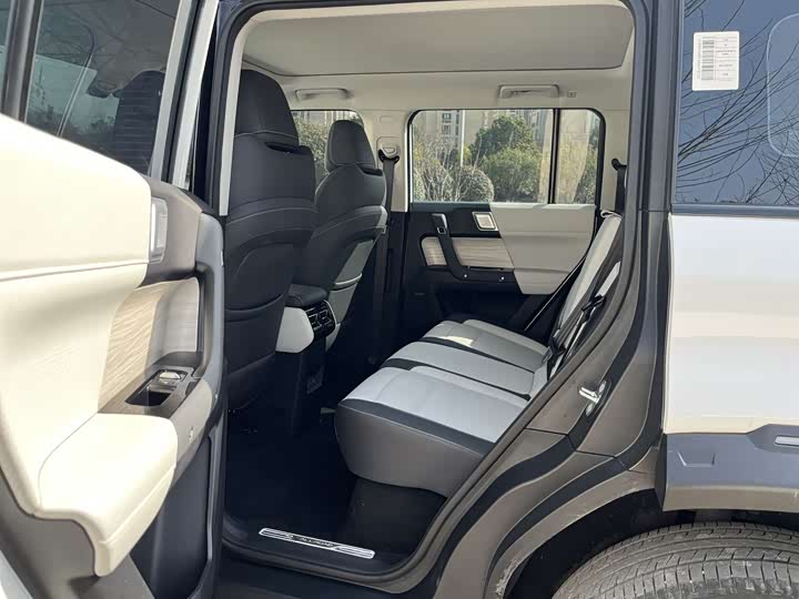 Фото 6 - Chery iCar 03