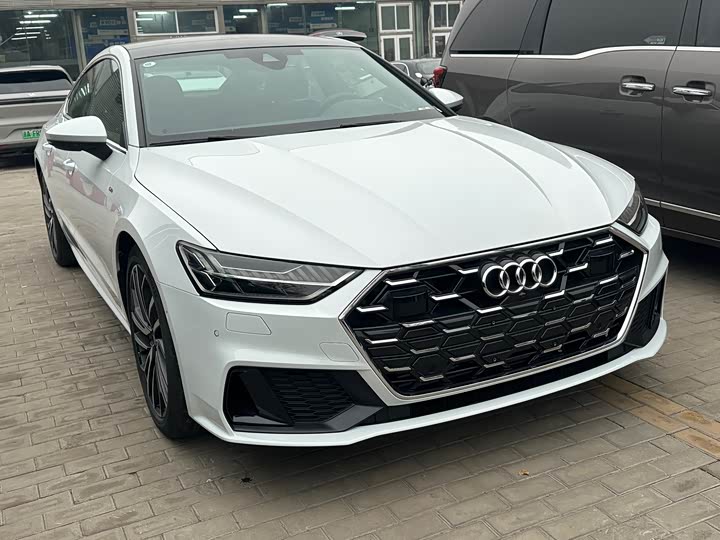 Photo 3 - Audi A7
