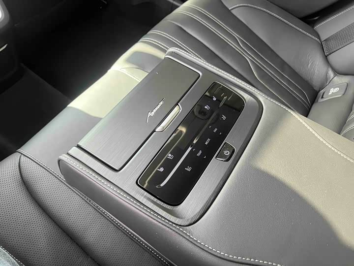 Фото 9 - Buick LaCrosse