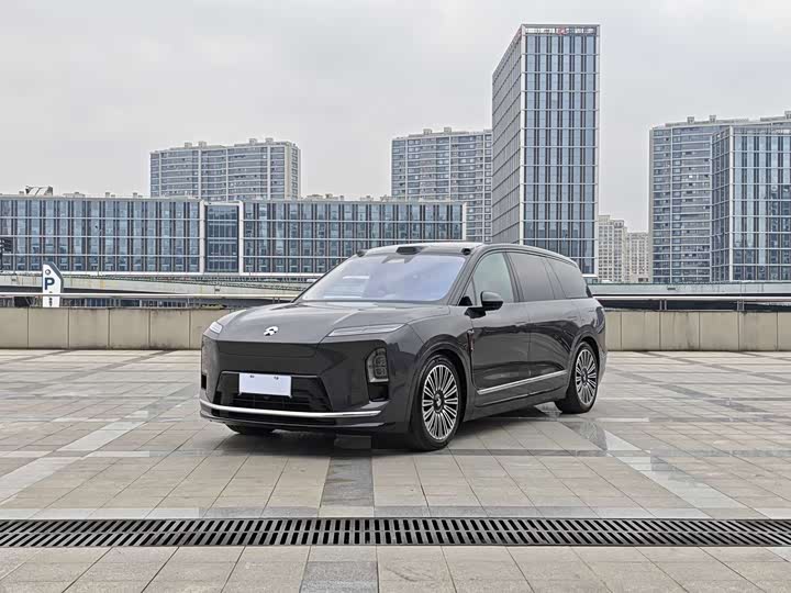 Фото 1 - Nio ES8