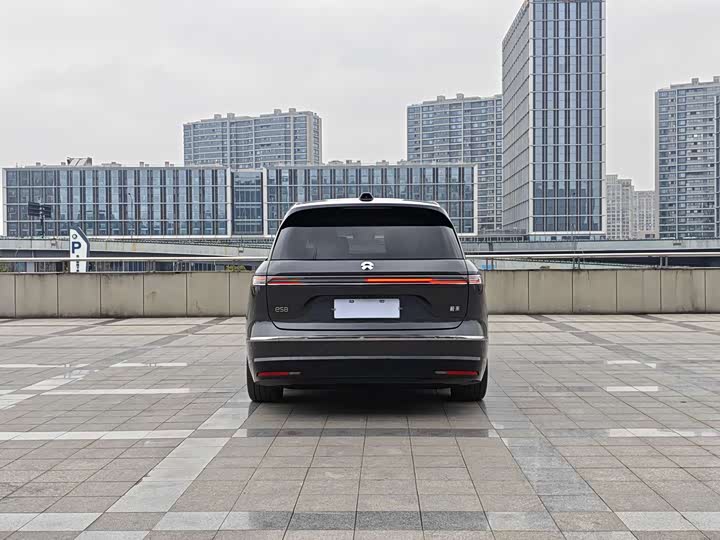 Фото 4 - Nio ES8