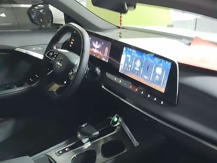 Фото 5 - MG Motor 7