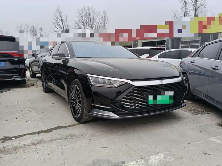 Фото 3 - BYD Han