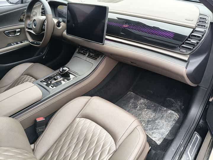 Фото 8 - BYD Han