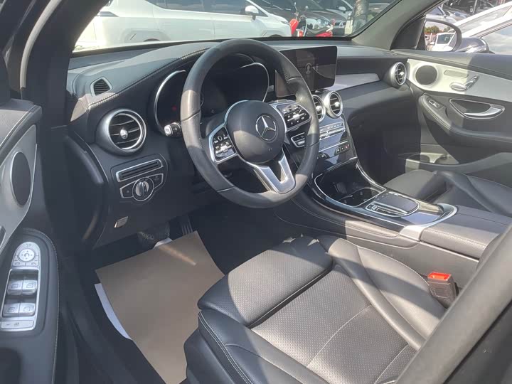 Фото 4 - Mercedes-Benz GLC-Class