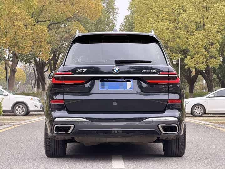 Фото 5 - BMW X7