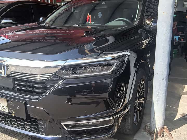 Фото 2 - Honda Breeze Hybrid