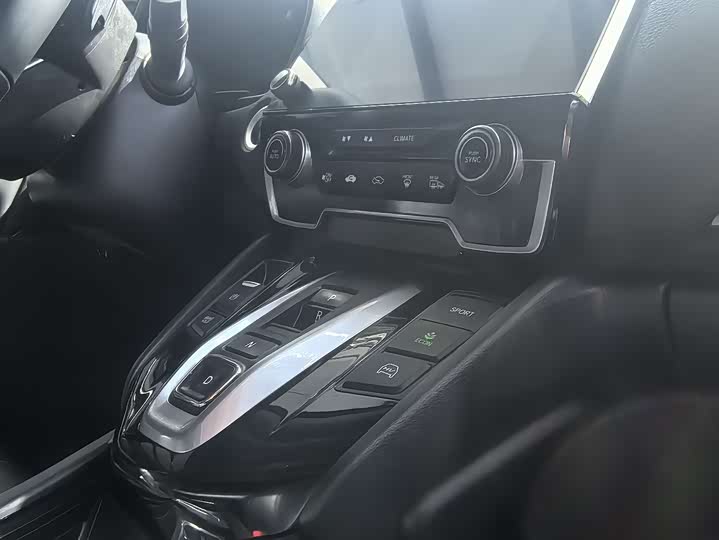 Фото 5 - Honda Breeze Hybrid