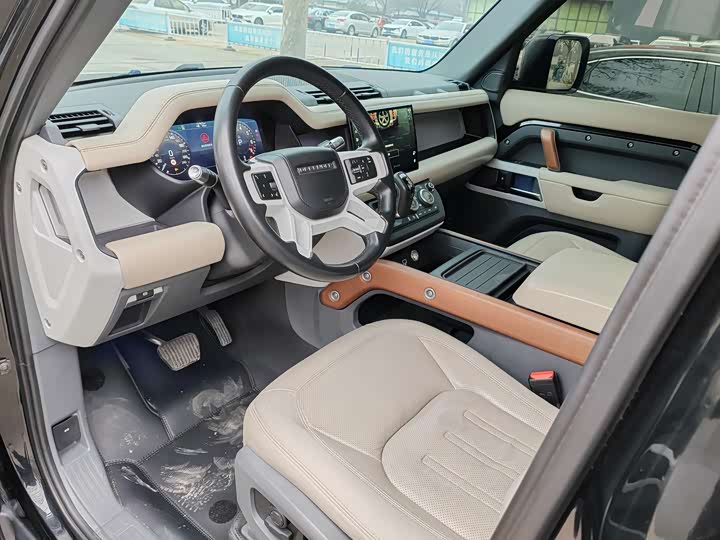 Фото 7 - Land Rover Defender