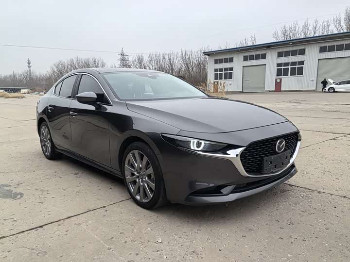 Photo 3 - Mazda 3 (Axela)