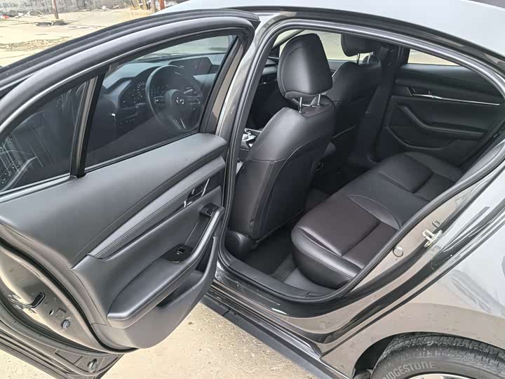 Photo 9 - Mazda 3 (Axela)