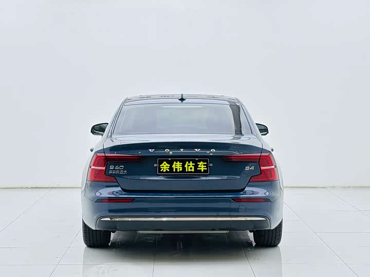 Фото 6 - Volvo S60