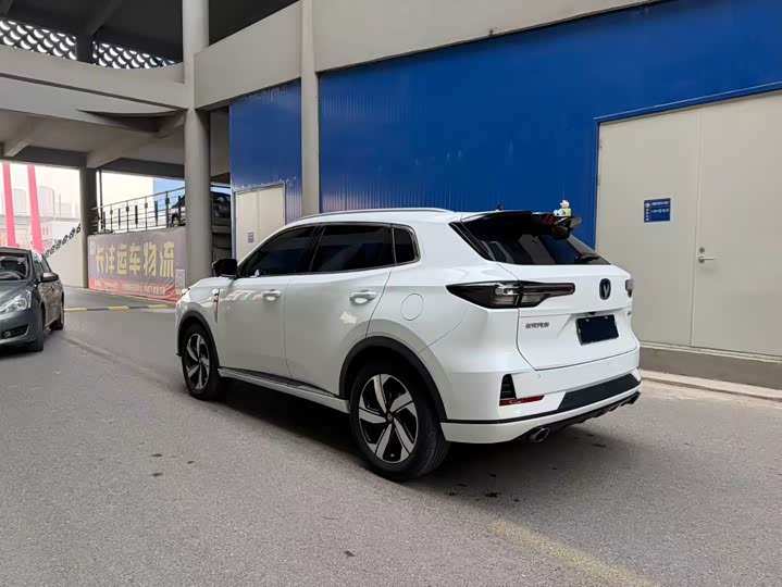 Фото 7 - Changan CS55 Plus