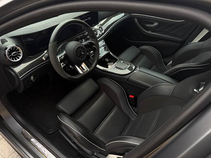 Фото 4 - Mercedes-Benz E-Class AMG