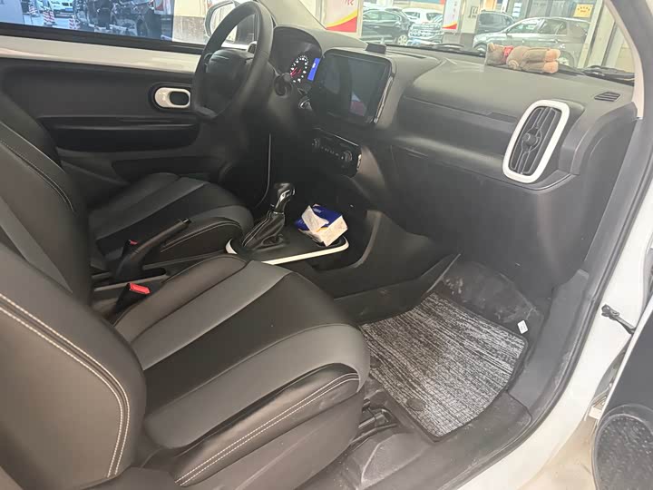 Фото 7 - Roewe Clever