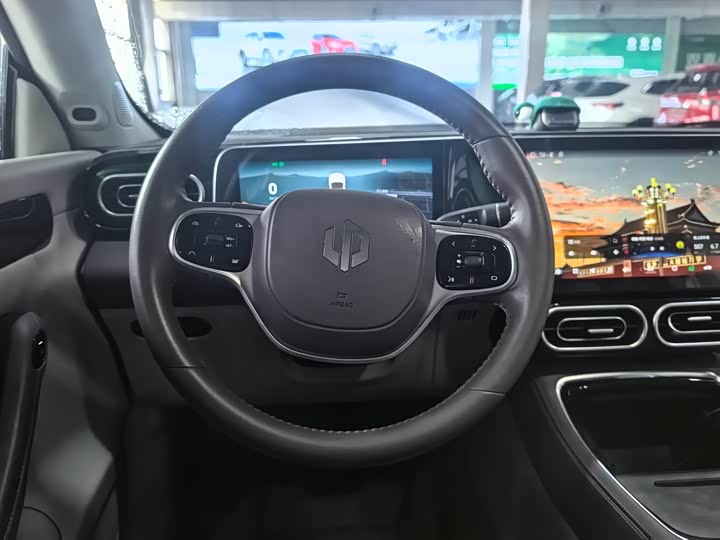 Фото 8 - Leapmotor C11