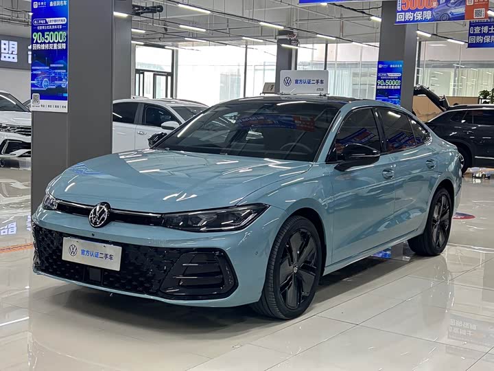 Фото 1 - Volkswagen Passat