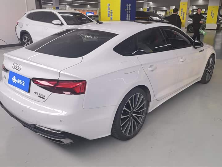 Фото 3 - Audi A5