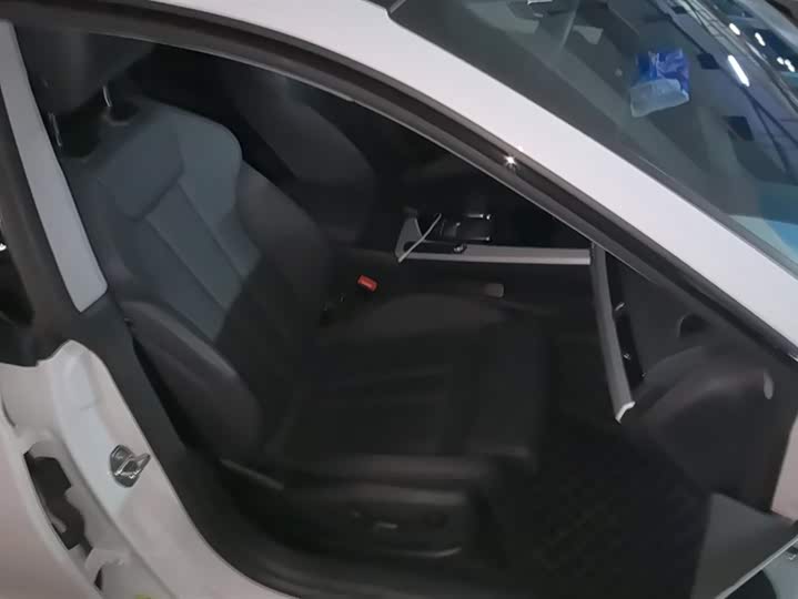 Фото 8 - Audi A5