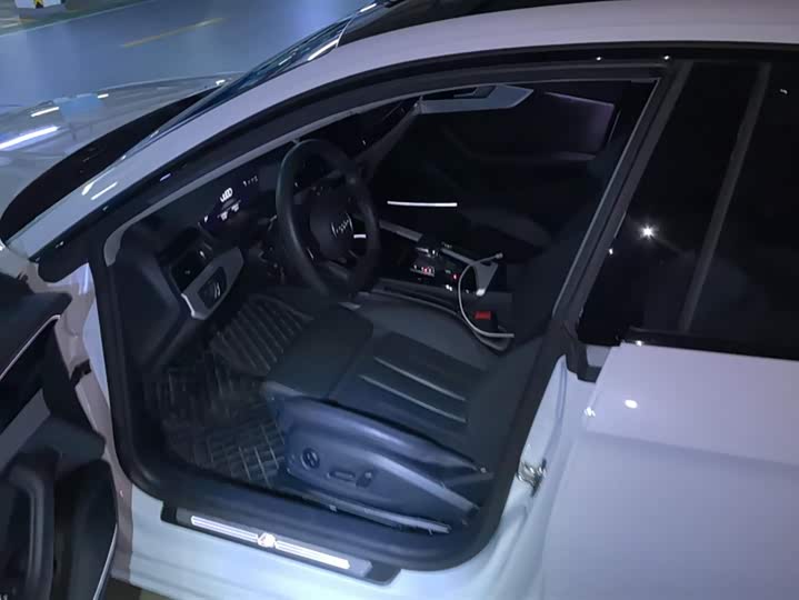 Фото 9 - Audi A5