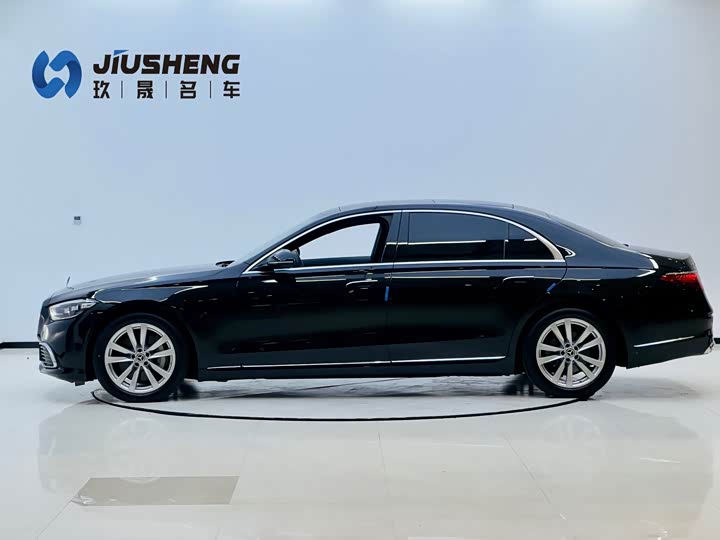 Фото 3 - Mercedes-Benz S-Class