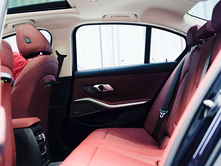 Фото 7 - BMW 3 Series