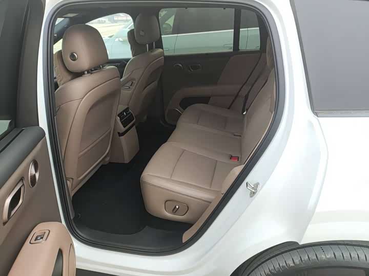 Фото 9 - LiXiang i6