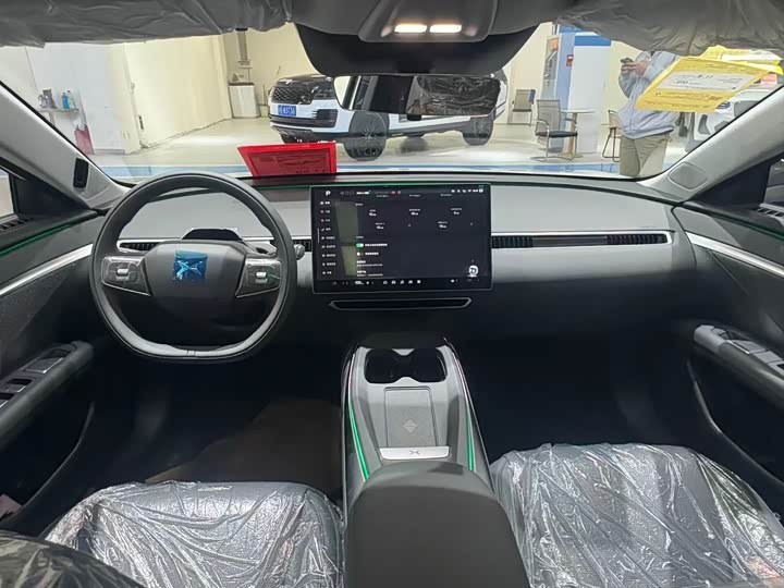 Фото 8 - XPeng Mona M03