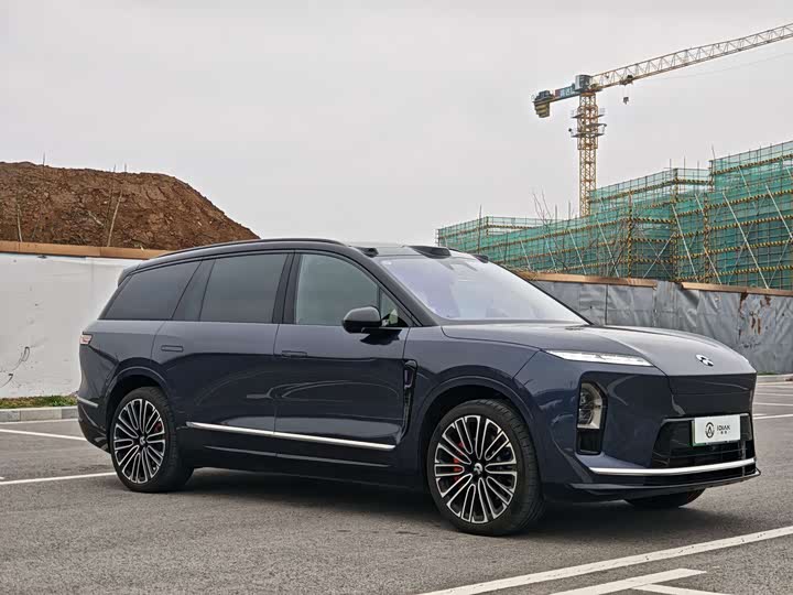 Фото 3 - Nio ES8