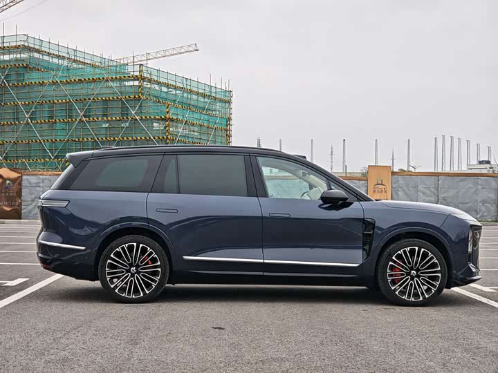 Фото 5 - Nio ES8