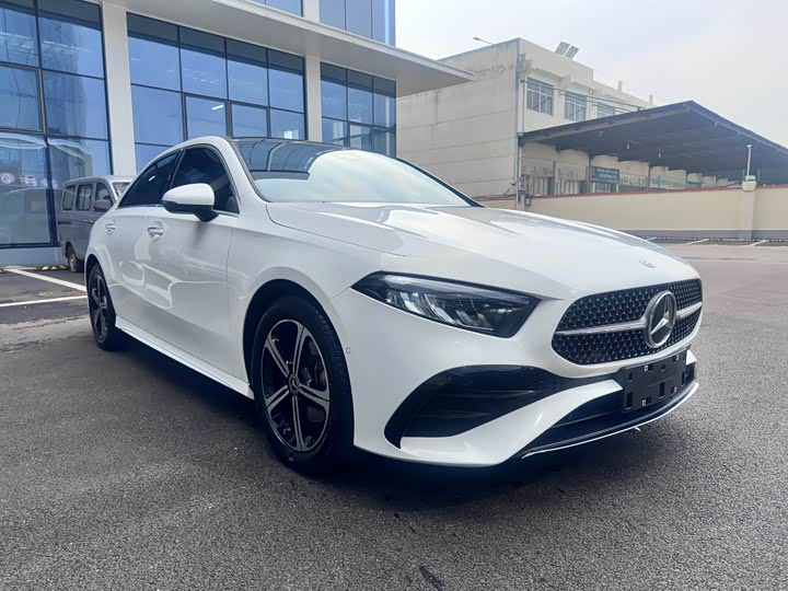 Фото 3 - Mercedes-Benz A-Class