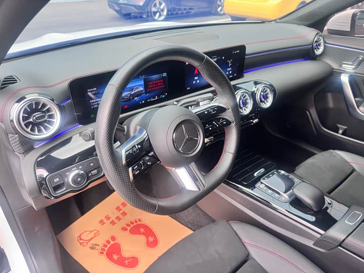 Фото 7 - Mercedes-Benz A-Class